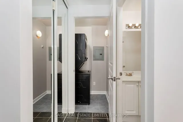 Additional image 40 of 438 Richmond St Unit 816