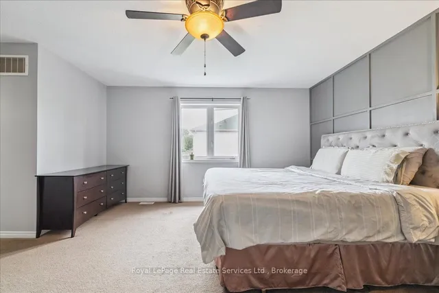 房产图片 24 - 64 Newport Cres