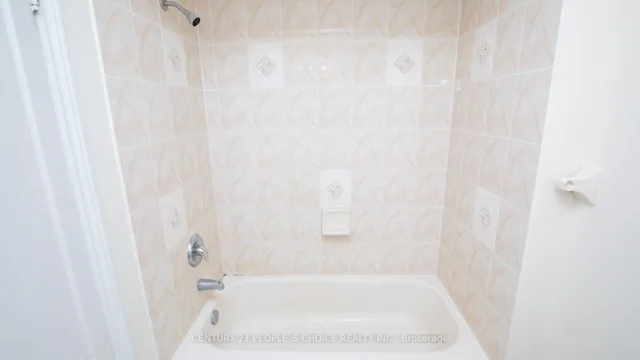 Additional image 30 of 74 EASTVIEW Gate