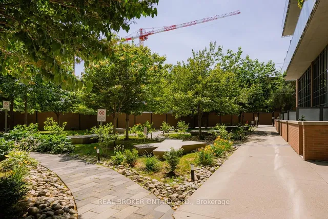 Additional image 28 of 5 Hanna Ave Unit 101