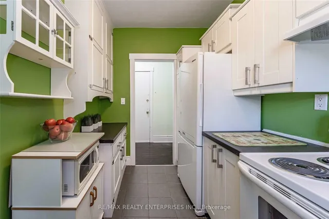 Additional image 21 of 285 King St Unit 6