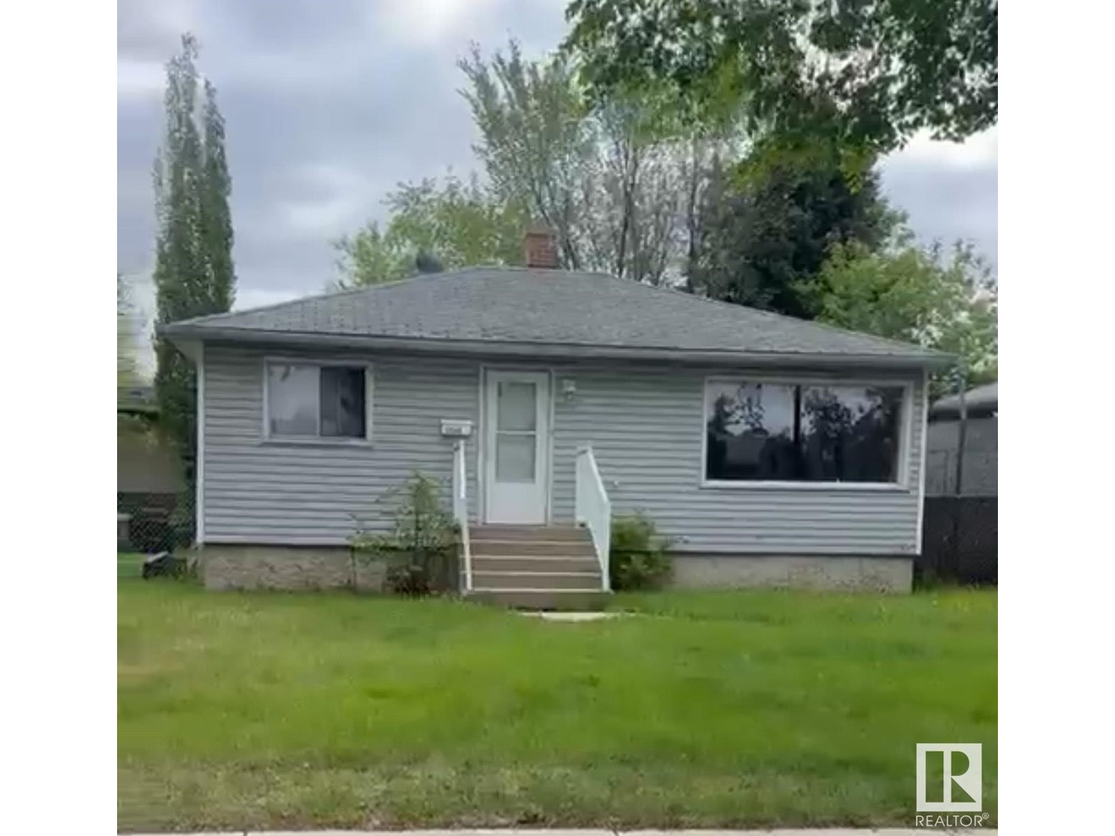 12245 81 ST NW|Edmonton, Alberta T5B2T2