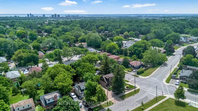 Additional image 44 of 2330 Parkway Dr