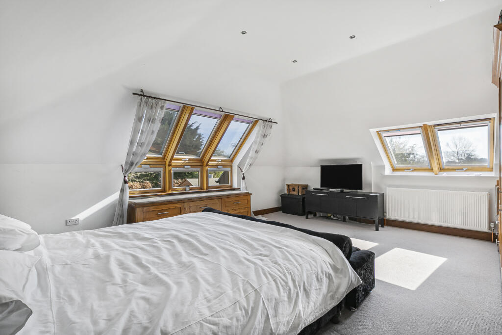 Additional image 12 of Danesbury Park Road, Welwyn, Hertfordshire, AL6