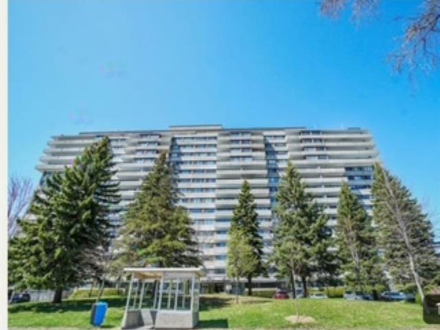 6800 Av. MacDonald|#411|Côte-Saint-Luc, Quebec H3X3Z2
