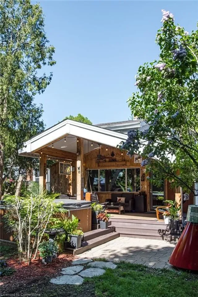 Additional image 43 of 87 East 9th St