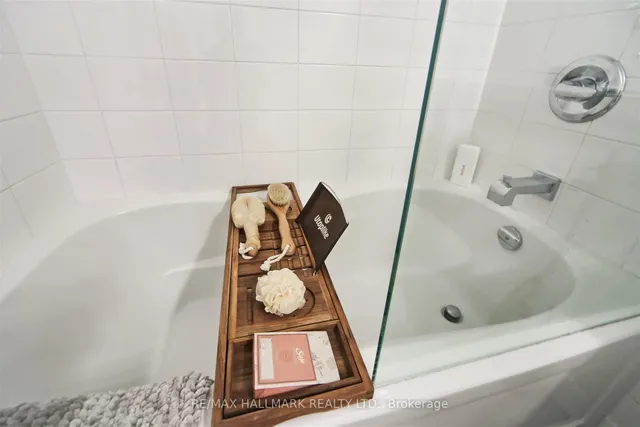 Additional image 19 of 260 Sackville St Unit 714