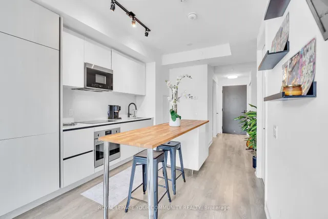Additional image 4 of 108 Peter St Unit 3307