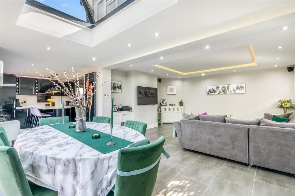 Additional image 5 of Holloways Lane, Welham Green