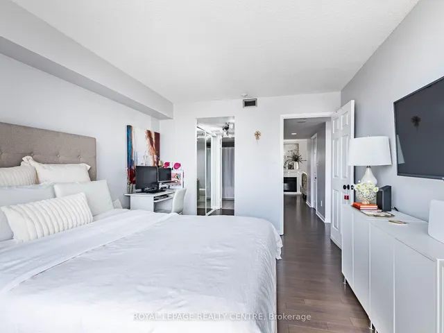 Additional image 14 of 50 Eglinton Ave Unit 601