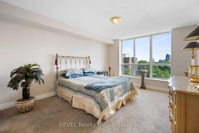 Additional image 19 of 442 Maple Ave Unit 905