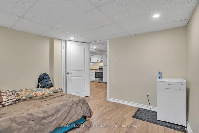 Additional image 28 of 38 Eastvale Pl