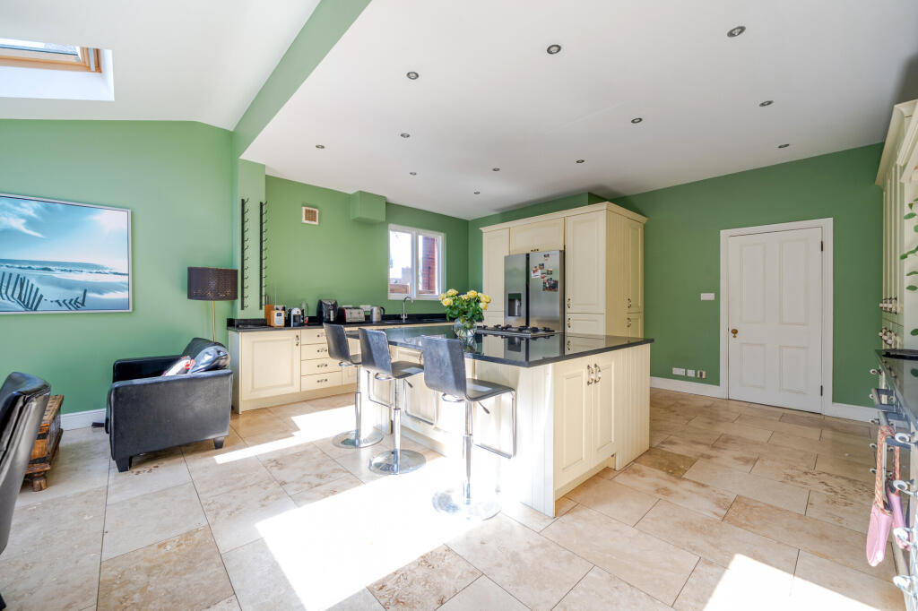 Additional image 9 of Gombards, St. Albans, AL3