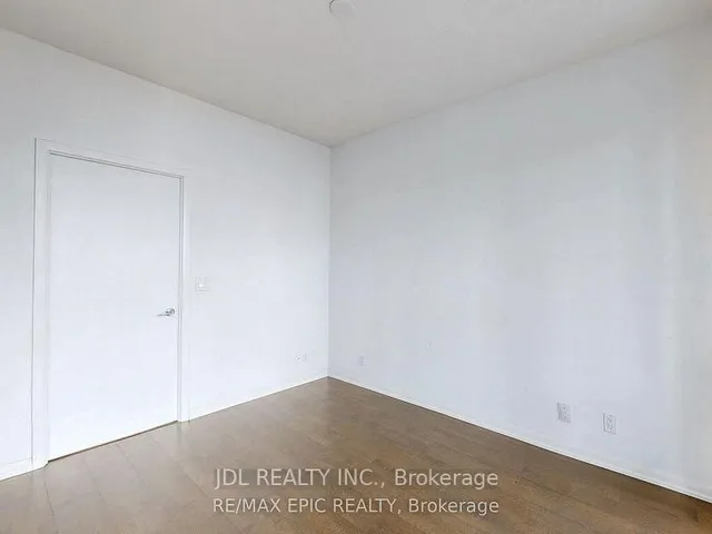 Additional image 6 of 832 Bay St Unit 2208