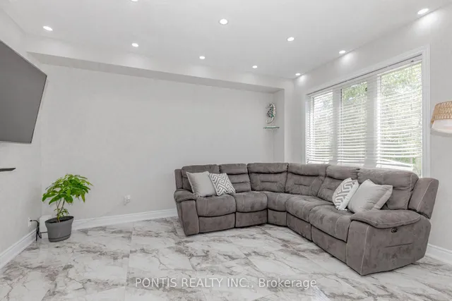 Additional image 14 of 21 ICELAND POPPY Tr