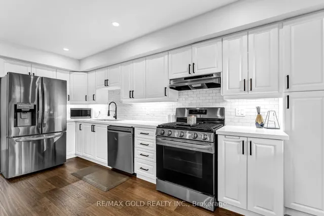 Additional image 30 of 90 Mooregate Cres Unit 34