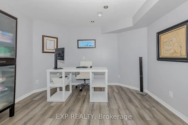 Additional image 36 of 32 Vineberg Dr