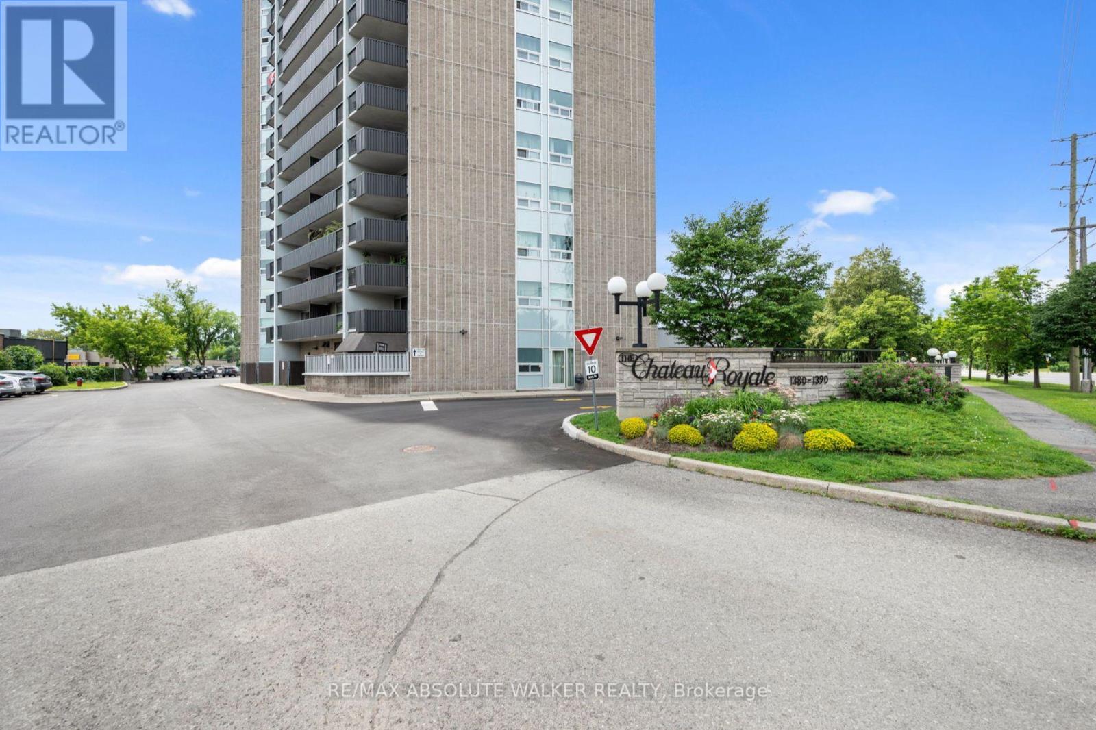 PH6 - 1380 PRINCE OF WALES DRIVE|Ottawa, Ontario K2C3N5