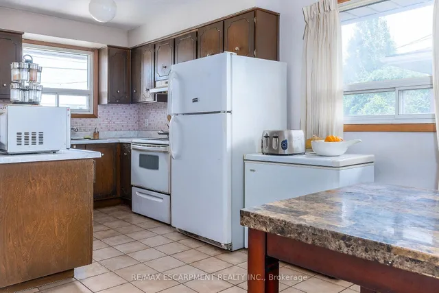 Additional image 3 of 81 Limeridge Rd