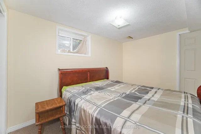 Additional image 45 of 32 Chopin Cres