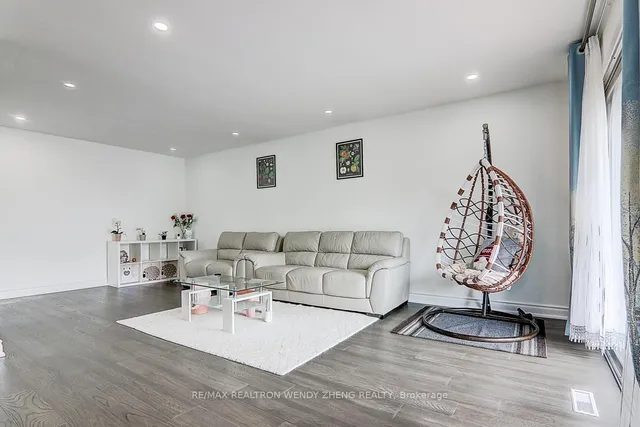 Additional image 4 of 52 Baylawn Dr