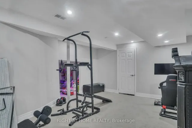 Additional image 39 of 39 Walbrook Rd