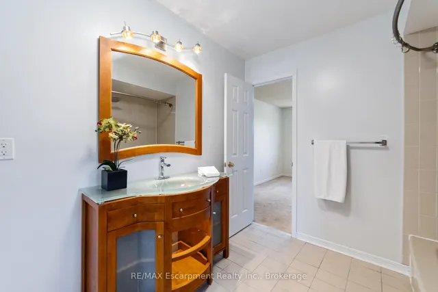 Additional image 31 of 1645 Bough Beeches Blvd