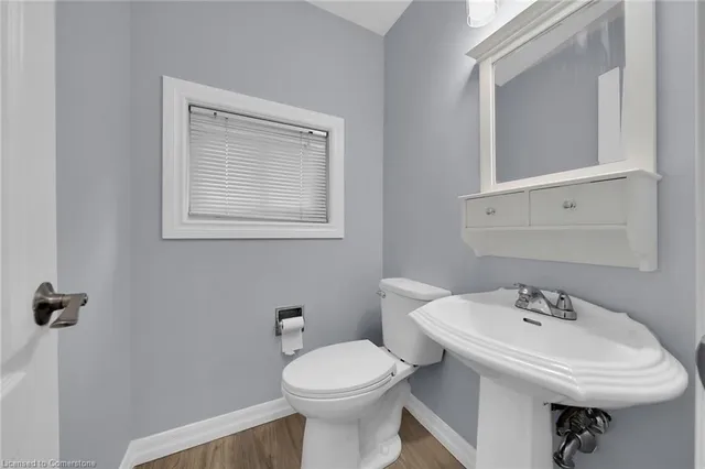 Additional image 32 of 451 Woodview Rd Unit 4