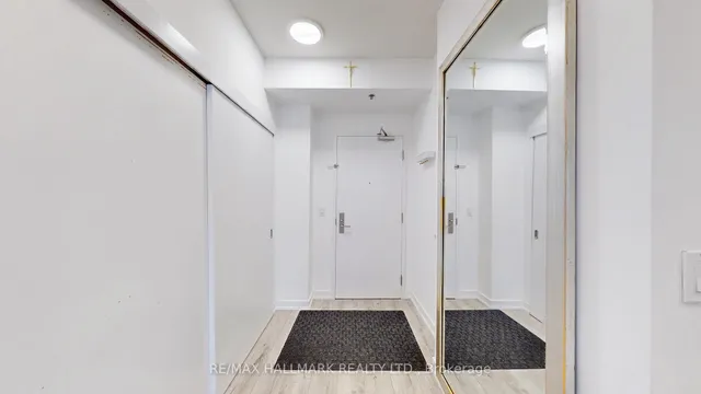 Additional image 25 of 21 Nelson St Unit 818