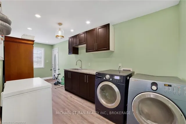 Additional image 33 of 965 Highland Rd