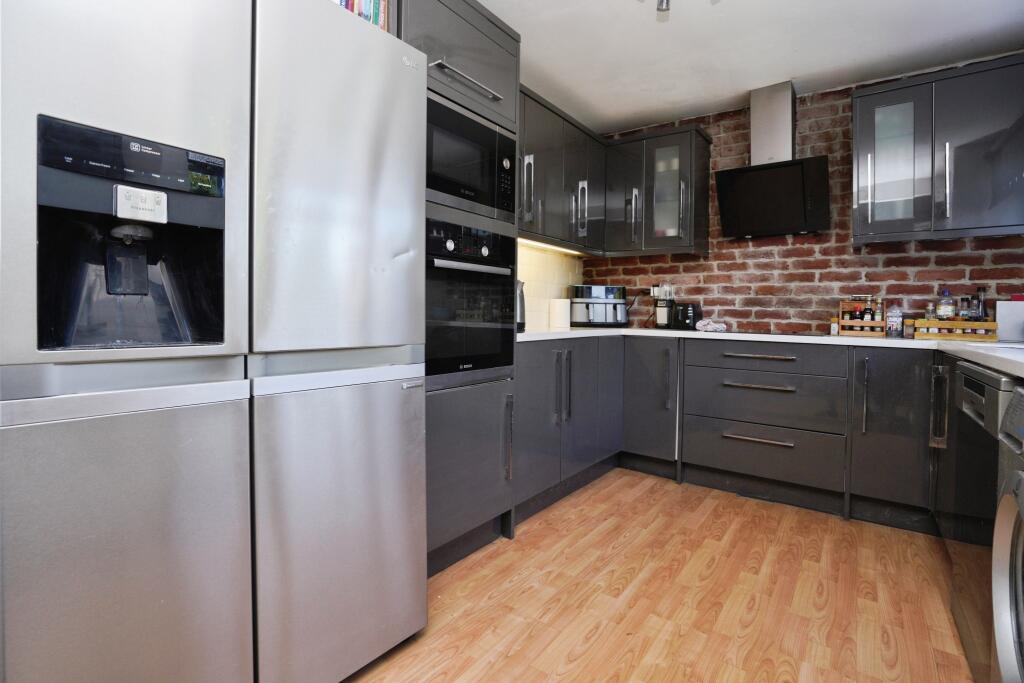 Additional image 8 of Manor Close, Hatfield, AL10