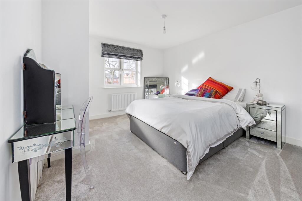 Additional image 13 of Cane Drive, Bricket Wood, St. Albans