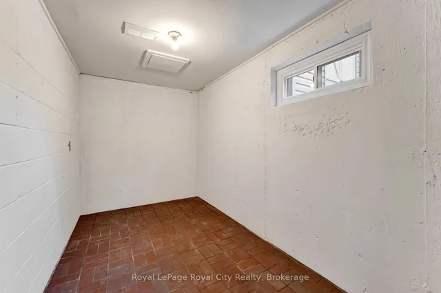 Additional image 31 of 379 East 27th St