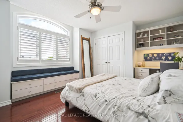 Additional image 39 of 2341 Tesla Cres