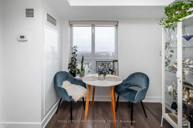 Additional image 24 of 2 Eva Rd Unit 2421