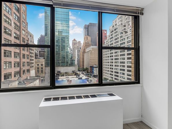 301 E 45th St, New York, NY 