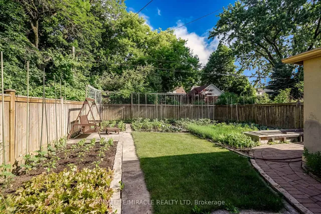 Additional image 7 of 220 Glen park Ave