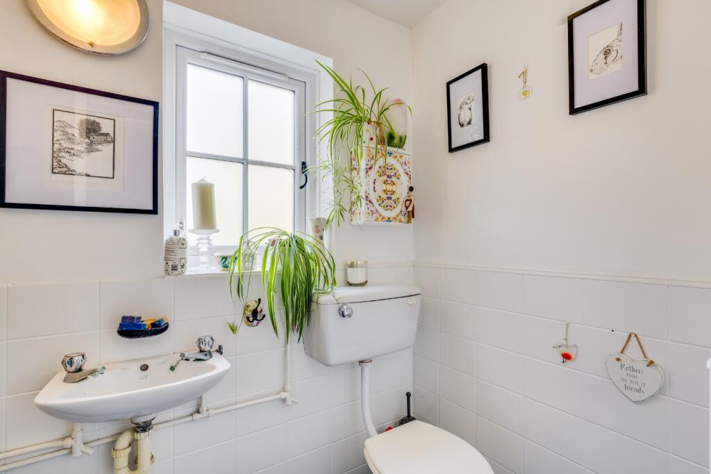 Additional image 12 of Digswell Park Road, Welwyn Garden City, Hertfordshire, AL8