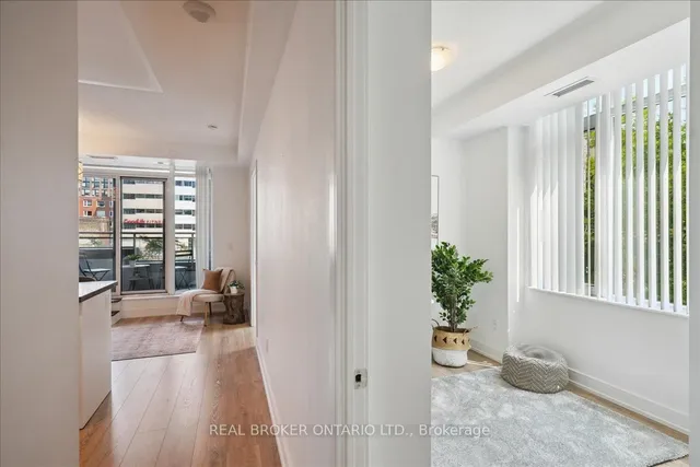 Additional image 3 of 525 Adelaide St Unit 215