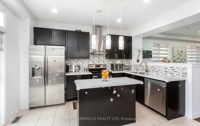 Additional image 21 of 45 Boundbrook Dr