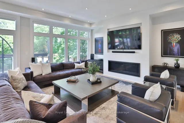 Additional image 11 of 182 Charnwood Dr