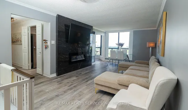 Additional image 10 of 1155 Bough Beeches Blvd Unit 1405