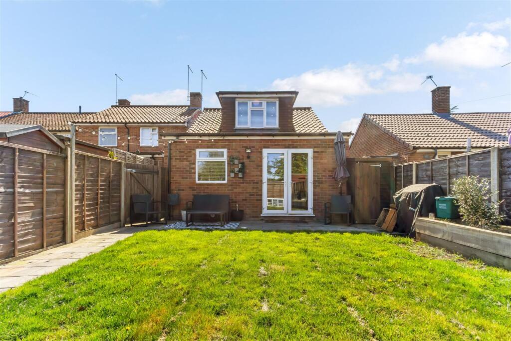 Additional image 16 of Somers Square, Welham Green