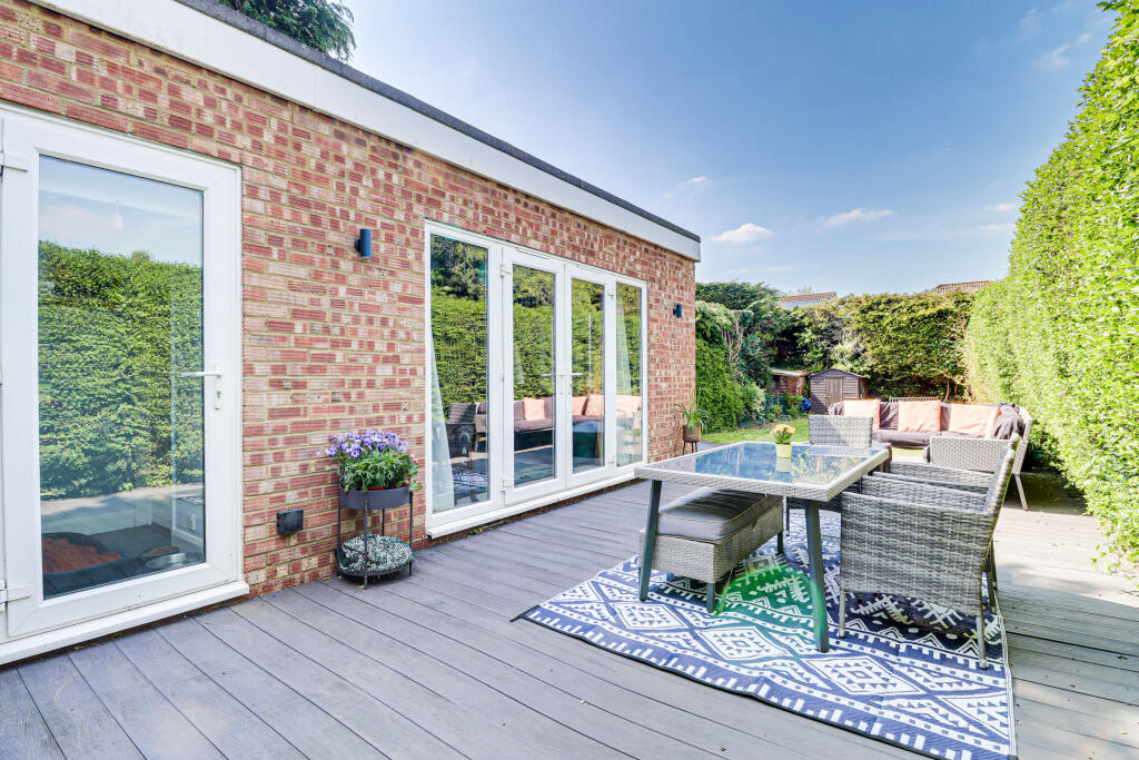 Additional image 24 of Watford Road, Chiswell Green, St Albans, AL2