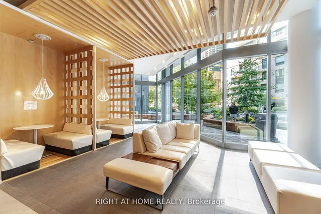 Additional image 25 of 45 Charles St Unit 3910