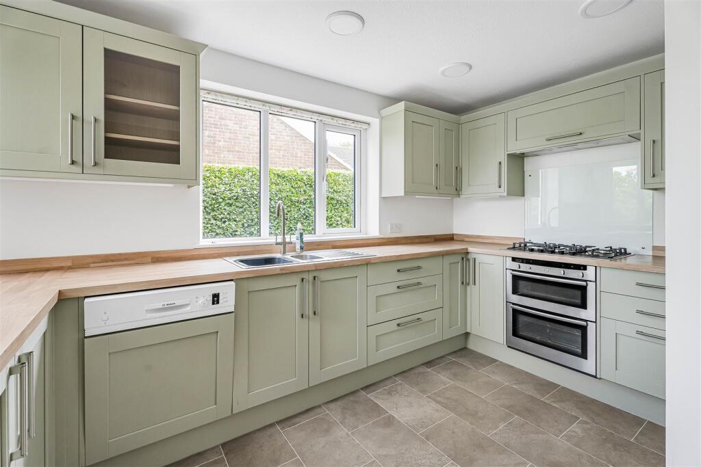 Additional image 11 of School Lane, Tewin, Welwyn