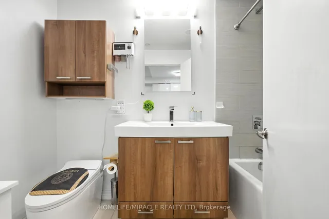 Additional image 32 of 1328 Birchmount Rd Unit 607