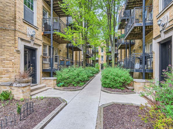 2241 N Lincoln Ave APT 1A, Chicago, IL 60614