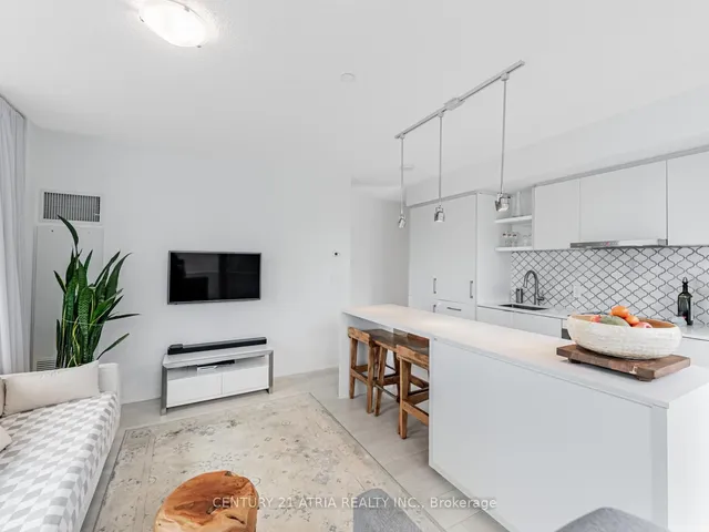 Additional image 8 of 88 Harbour St Unit 1704