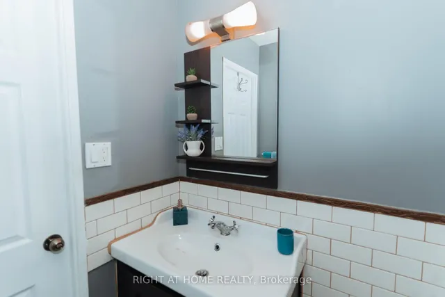 Additional image 10 of 1030 Falgarwood Dr Unit 56